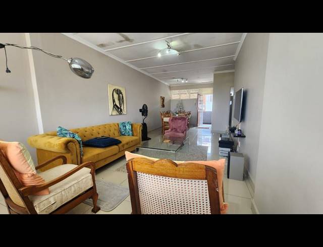 1 BEDROOM APARTMENT FOR SALE IN WINDERMERE